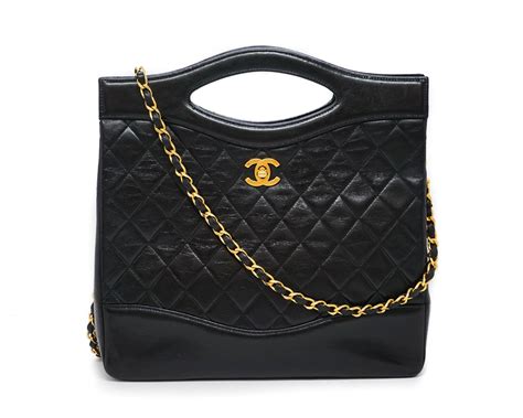 chanel coco grained black lambskin|Classic 11.12 handbag, Lambskin & gold.